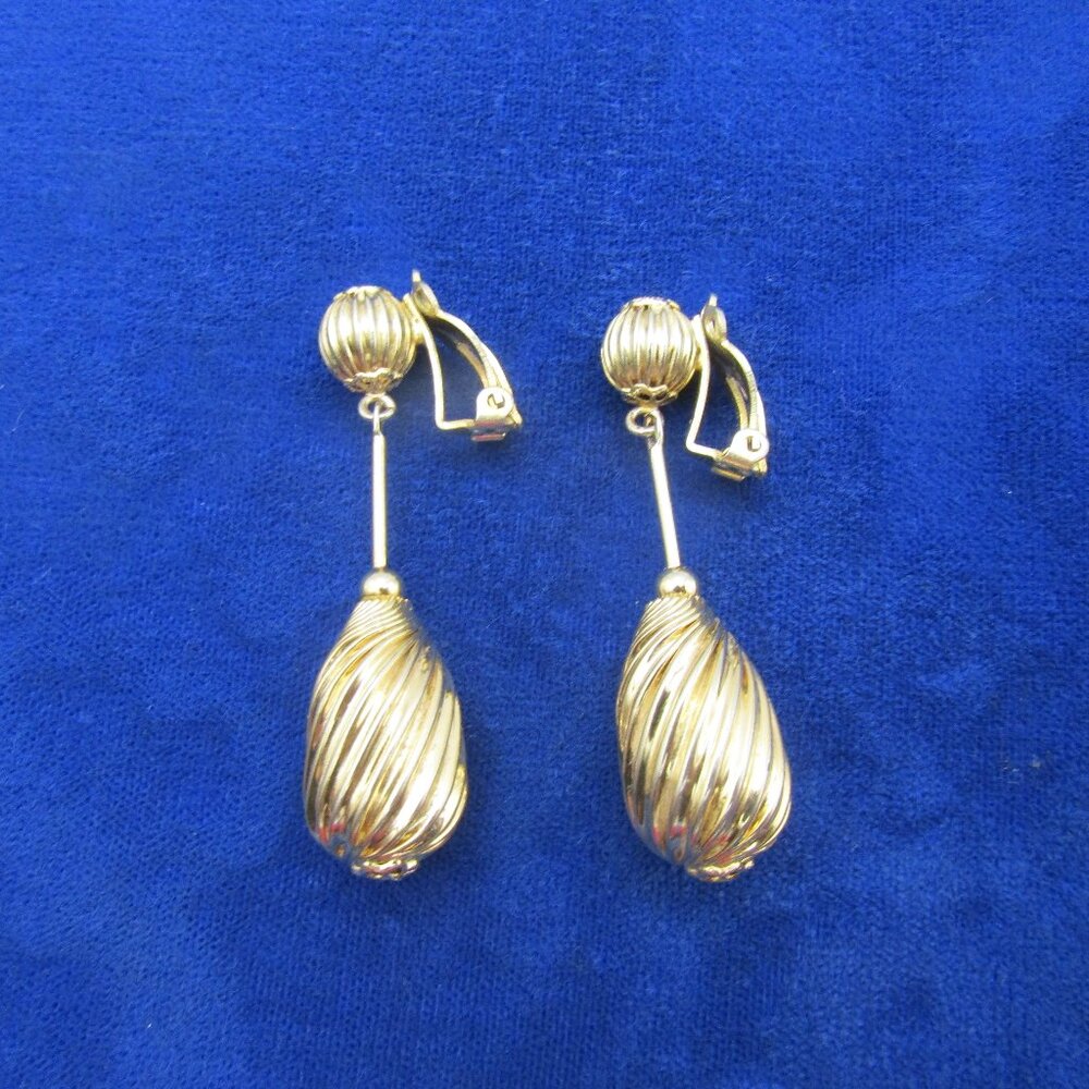 Lewis Segal Clip on Earrings